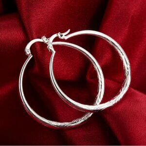 Women's Classic 925 Sterling Silver 1.5inch Medium-Size Round Hoop Earrings